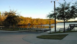Lake Monroe Park in DeBary / Headline Surfer